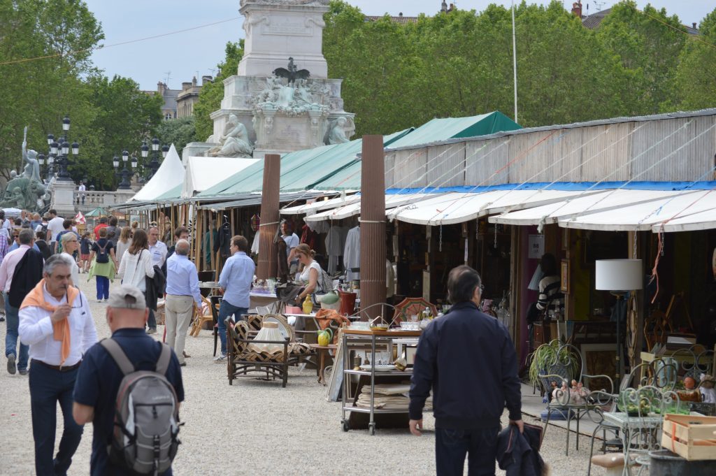 © Des milliers d'objets de collections vous attendent du 22 avril au 8 mai - Brocante de Bordeaux