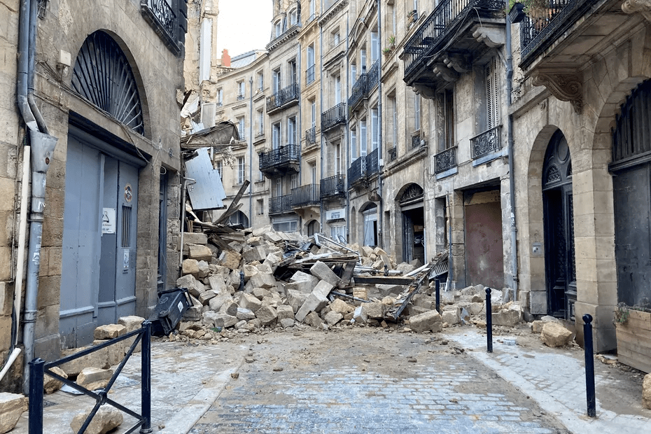 © Deux immeubles c'étaient effondrés. Depuis d'autres immeubles ont vu des fissures apparaître rue de la Rousselle - LCI