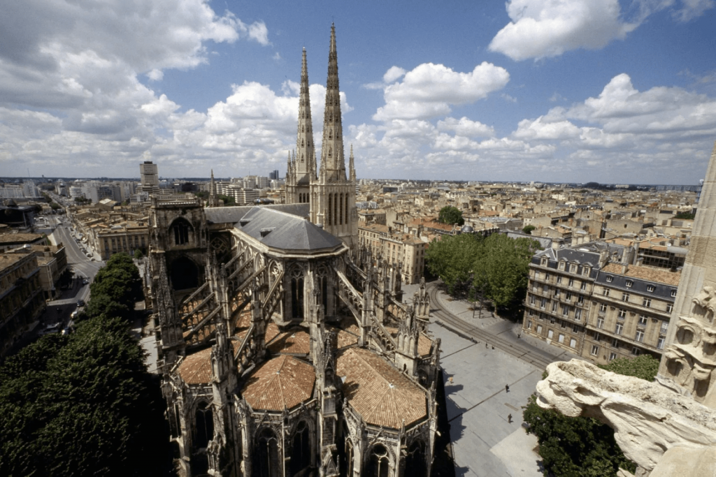 © La place est désormais vidée de toutes ses voitures - Philippe Berthé/CMN/Office de Tourisme de Bordeaux