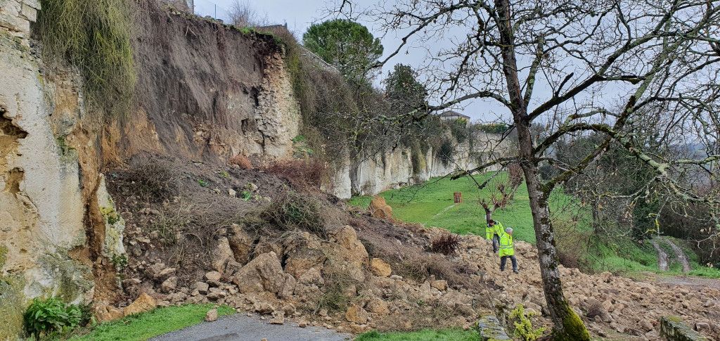 © Certains sont dangereux et risquent de s'effondrer - Mission Patrimoine/Remparts de Puymirol