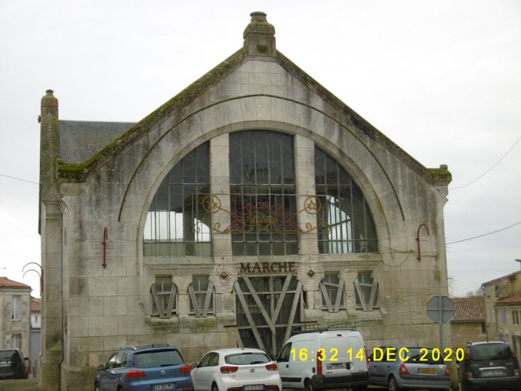 © Mission Patrimoine/Marché couvert de Pont l’Abbé d’Arnoult