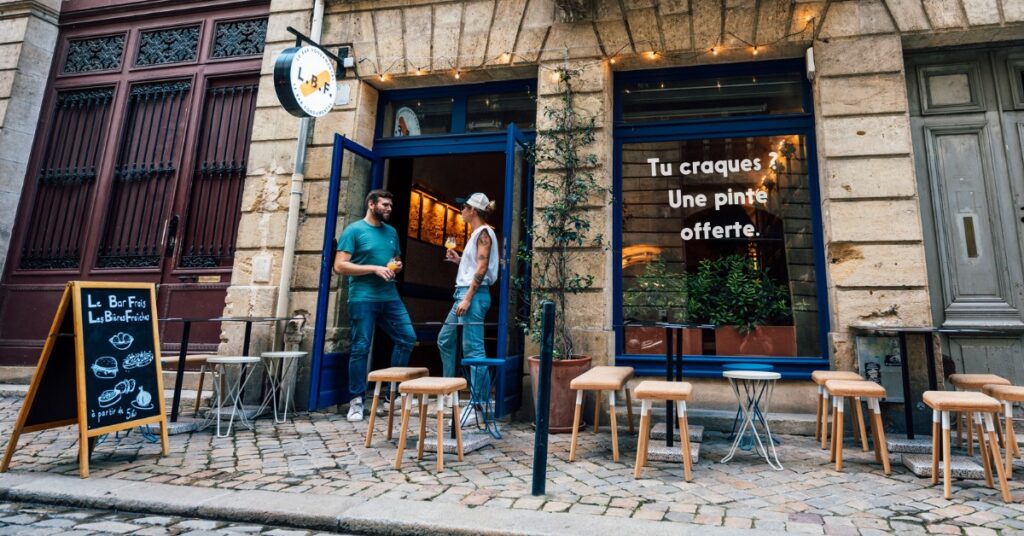 © Avec le code secret "J'ai craqué", vous recevez un pinte gratuite - Le Bar Fondamental