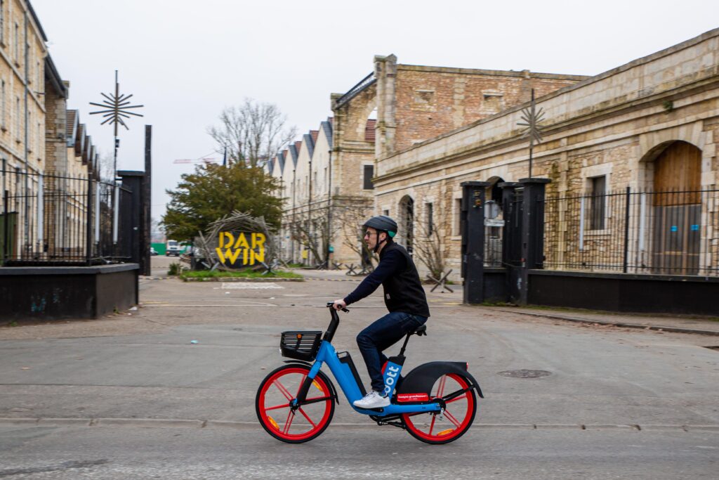 Les vélos électriques Dott à Darwin