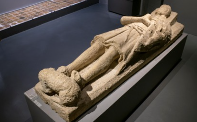 © La tombe d'un seigneur de Curton a été restauré au début des années 2000 par le musée d'Aquitaine - Musée d'Aquitaine