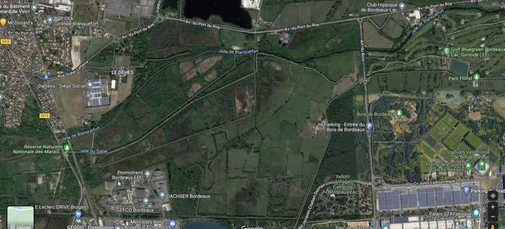 © Les quartiers du Lac disposent de plusieurs terrains non utilisés - Google Earth