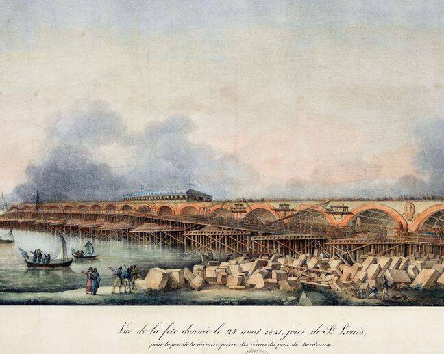 © Les arches du pont de pierre ont été finies le 25 août 1821 jour de la Saint Louis - Archive Bordeaux Métropole