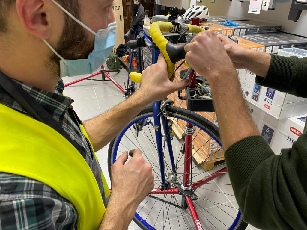 Vélo-Cité : répare et entretien des vélos à Bricorama Mériadeck