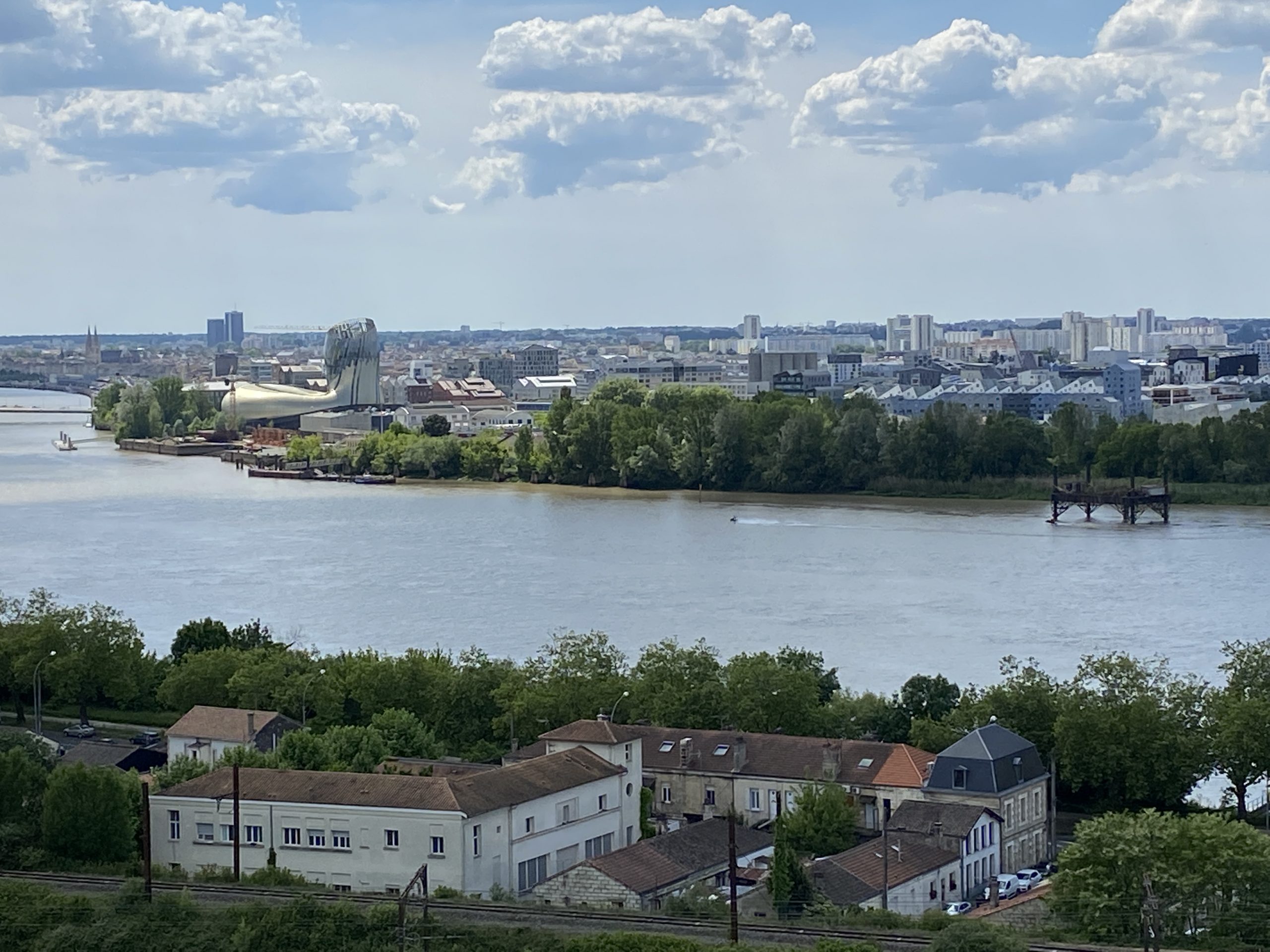 © Les parcs et les jardins de Bordeaux permettent de découvrir la ville avec un regard nouveau - Fabien/Bouger à Bordeaux