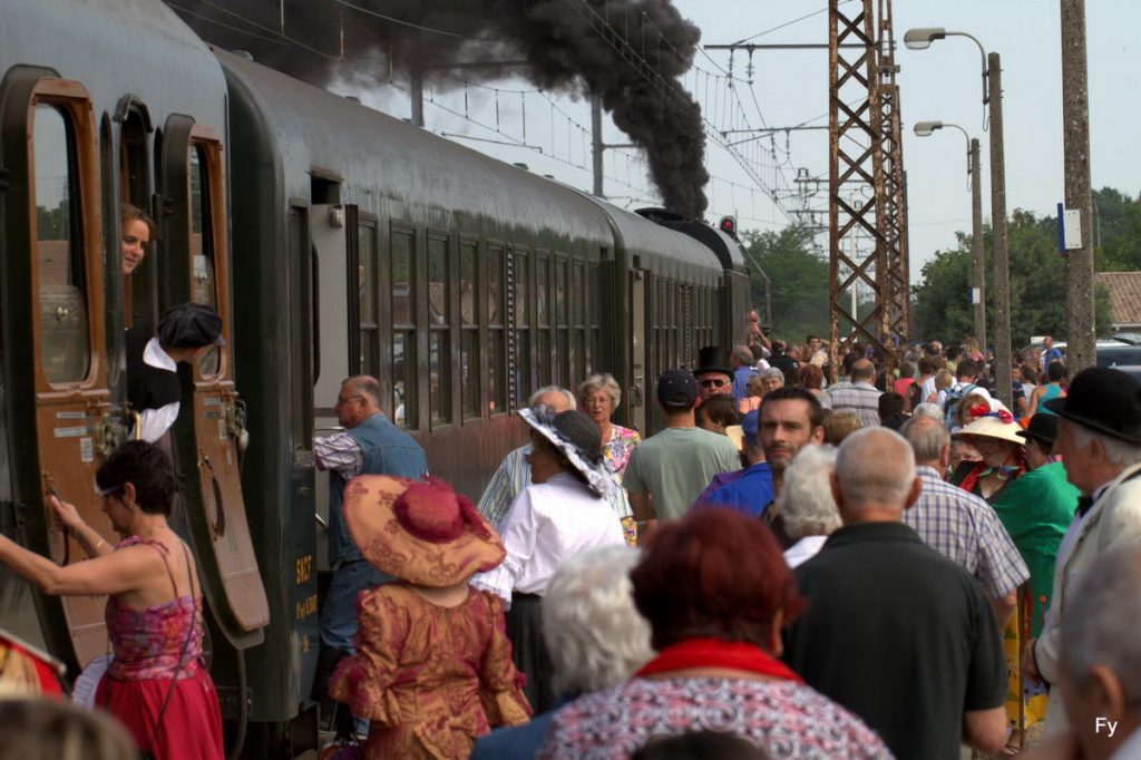 © Le train à vapeur est une activité incontournable pour les fêtes de Soulac 1900 - Yves Foubert