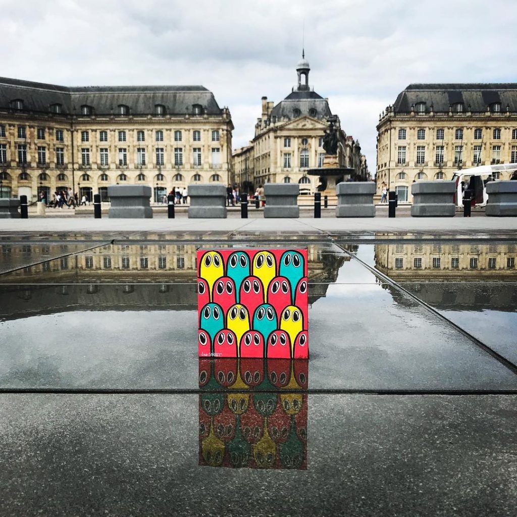 © En 2018, sa 78ème oeuvre avait été déposé devant le miroir d'eau - Line Street/Facebook