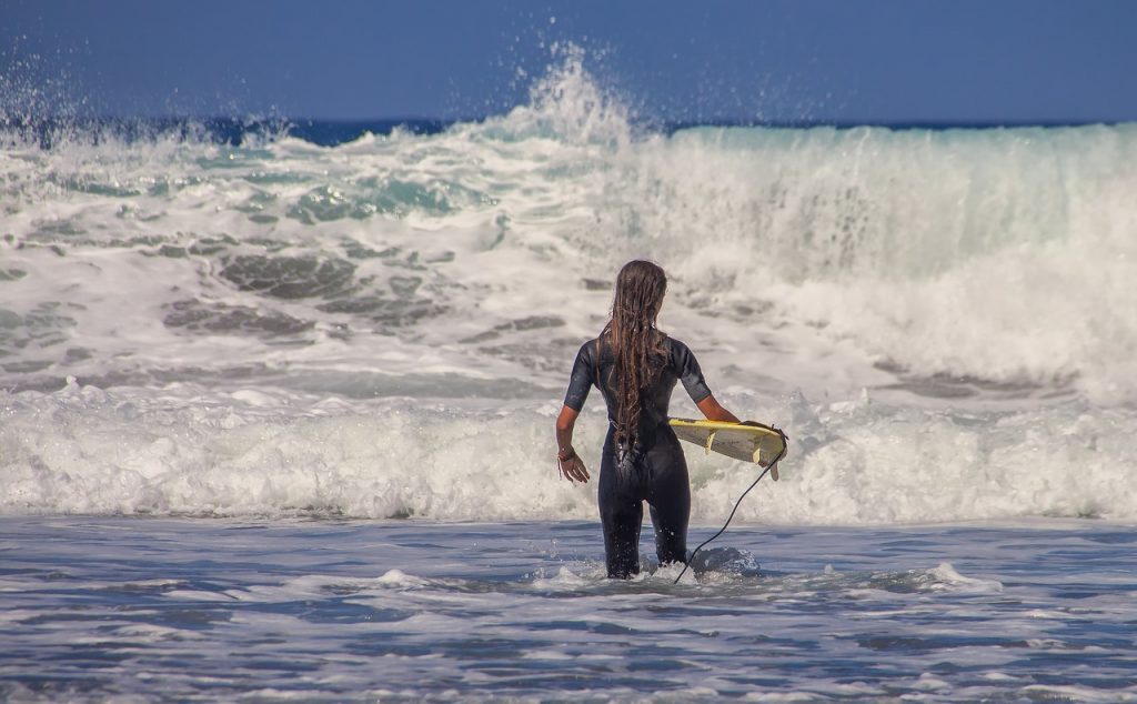 © Avec les incendies la pratique du surf était fortement déconseillée sur le Bassin d'Arcachon - Pixabay