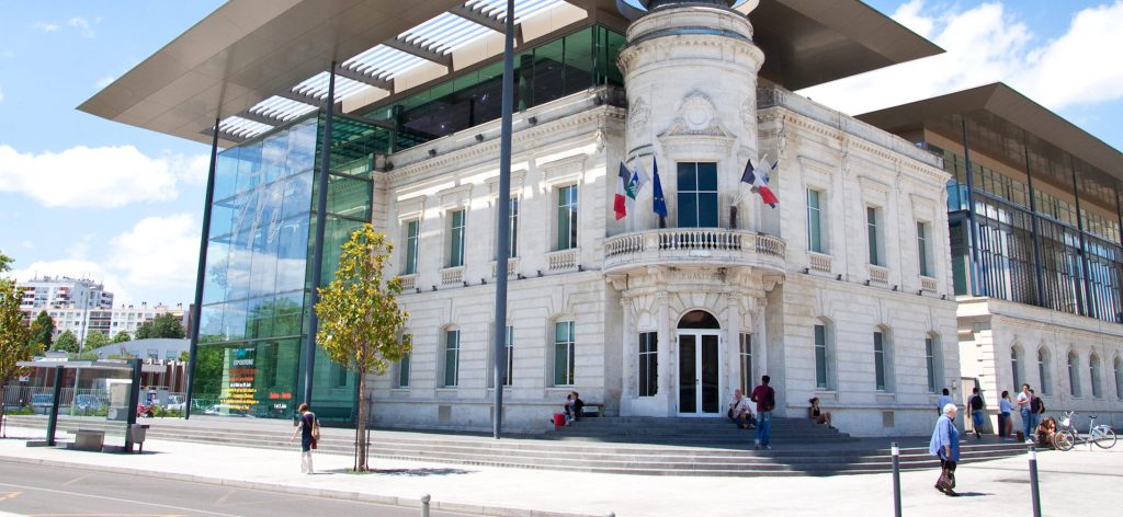 © La médiathèque de Mérignac a ouvert ses portes en 2007 - Mairie Mérignac