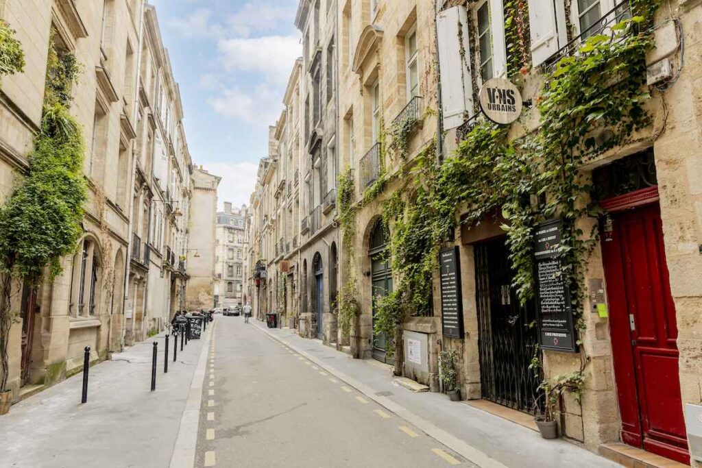 Une rue de Bordeaux parmi les plus chères de France