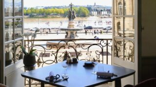 À Bordeaux, les 7 500 bouteilles de la cave du Gabriel partent aux enchères