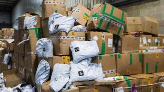 L’État renforce le contrôle des colis issus du e-commerce à l’aéroport de Mérignac