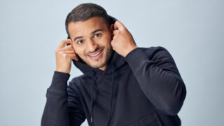 Mahé s’installe au Théâtre Trianon pour une soirée d’humour à Bordeaux