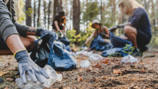 Gironde : chasseurs et bénévoles ramassent presque 5 tonnes de déchets