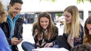 Lycées : la Nouvelle-Aquitaine perd 275 postes d’enseignants à la rentrée 2026