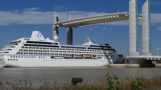 Bordeaux : 1 700 passagers et marins confinés à bord d&rsquo;un paquebot