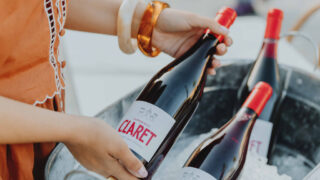 Bordeaux Claret : le vin rouge frais qui réinvente les apéritifs de l’été