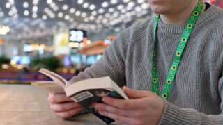 Bordeaux : l’aéroport lance des bracelets pour les voyageurs atteints de handicaps invisibles