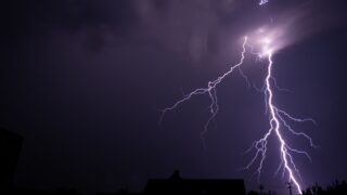 VIDEOS : Bordeaux, une spectaculaire nuit d&rsquo;orages après plusieurs jours à plus de 40°C