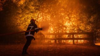 Incendie en Gironde : le feu est désormais à 15 km de la métropole bordelaise