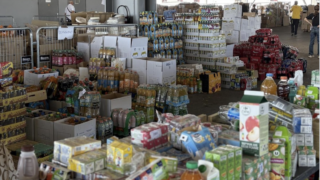 Incendies en Gironde : plus de 10 000 tonnes de dons collectées, l&rsquo;appel à la solidarité est suspendu