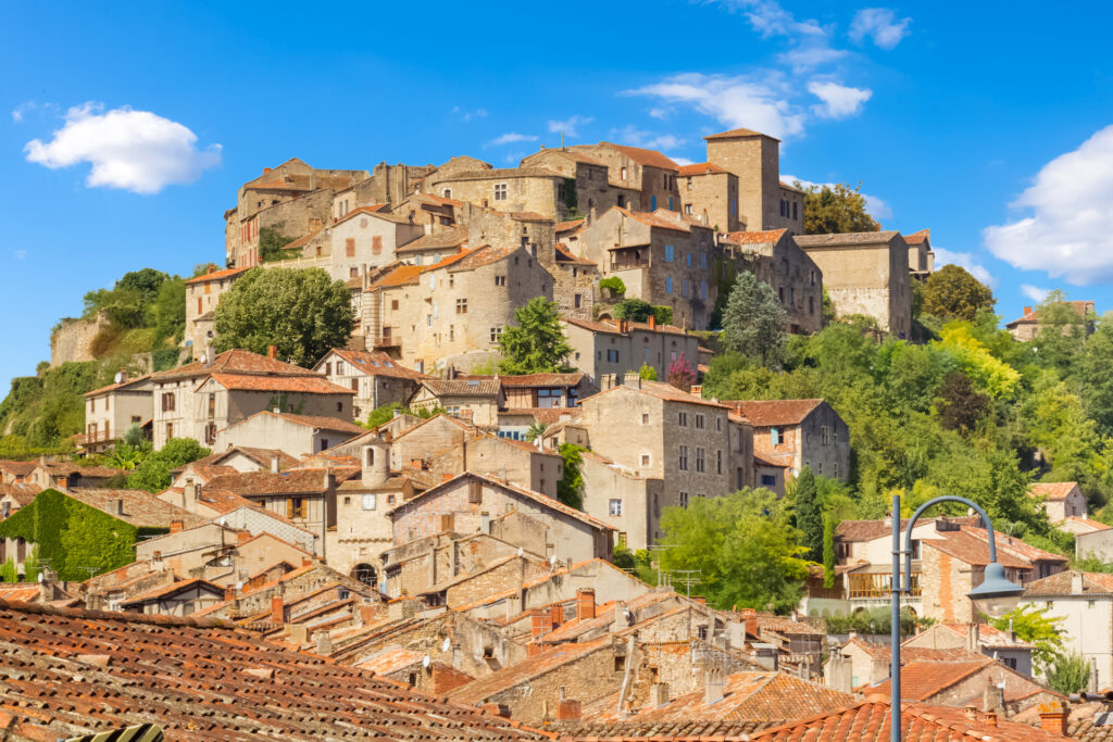 Cordes-sur-Ciel, village perché emblématique du Tarn