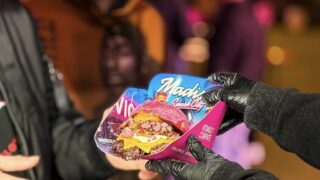 À Bordeaux Lac, le burger rose de Madison remporte The Champions Burger 2026