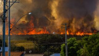Incendies en Gironde : des pompiers mayennais prennent la relève près de Bordeaux