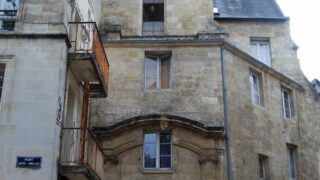 Église Saint-Projet : la tour médiévale cachée dans une rue de Bordeaux