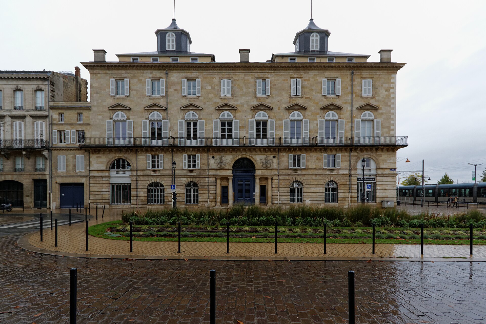 Façade de l’Hôtel Fenwick dans le quartier des Chartrons