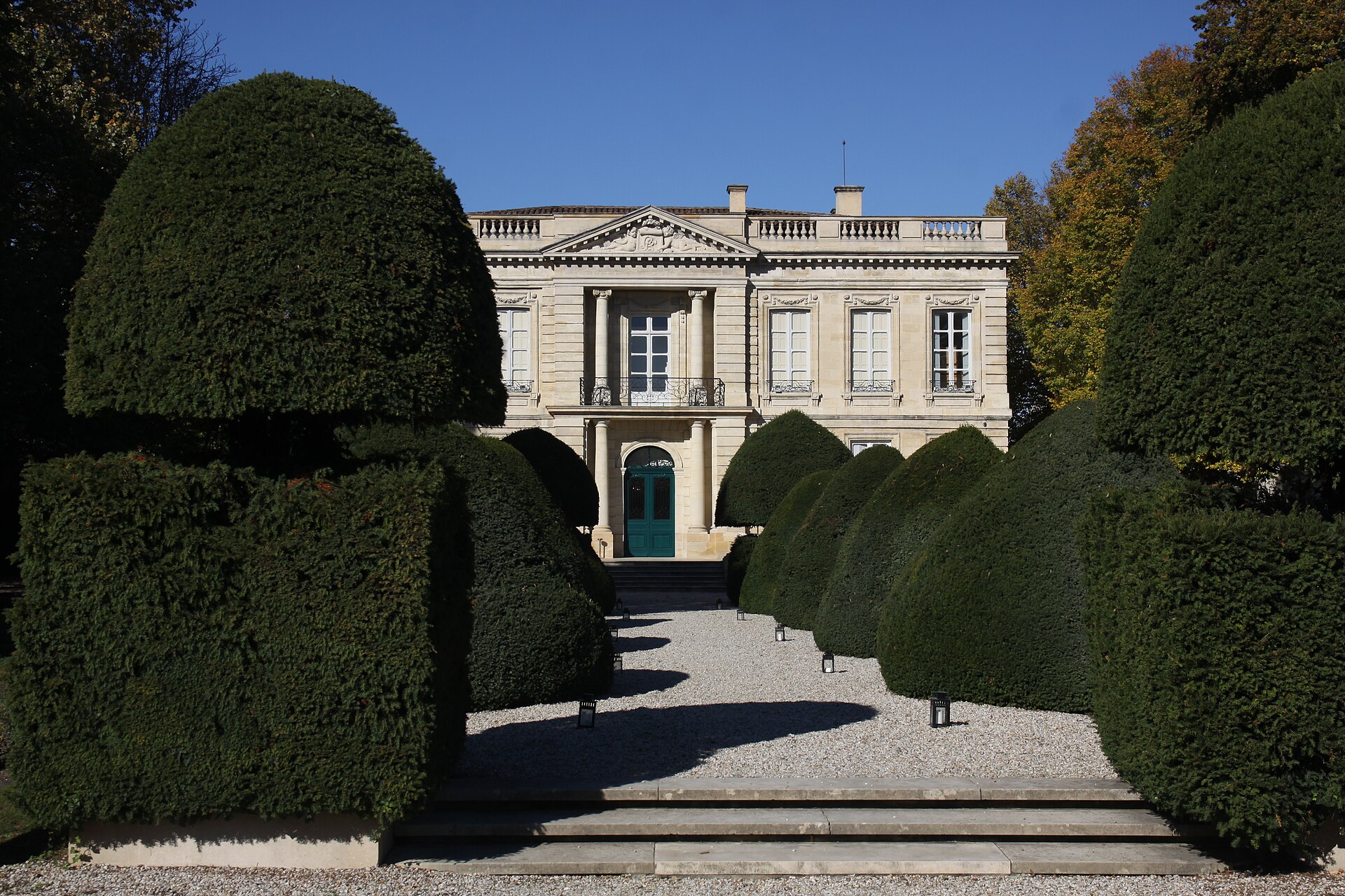 Vue générale du Château Labottière à Bordeaux