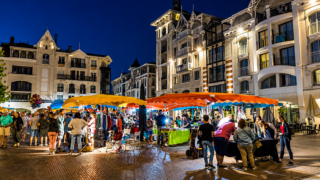 À Arcachon, le marché nocturne continue tout l’été