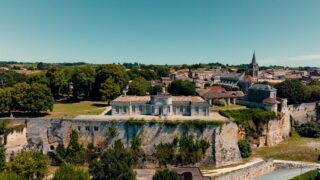 À Bourg, la roche raconte l’époque où la Gironde vivait sous les eaux