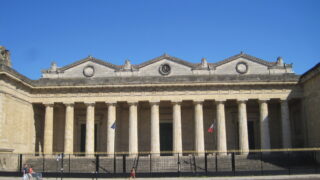 Palais de justice de Bordeaux : le temple néoclassique de Thiac face à la République