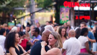 Les Escales Sonores : un dimanche salsa aux Chantiers de la Garonne à Bordeaux