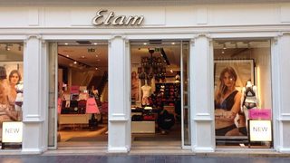 Bordeaux : la boutique Etam de prêt-à-porter ferme définitivement rue Sainte-Catherine