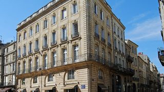 Hôtel Journu : l’immeuble de la place du Palais conçu pour une famille de 18 enfants