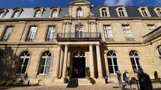 Hôtel de Nesmond : la résidence préfectorale qui a traversé quatre siècles de pouvoir