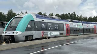 Bordeaux–Mont-de-Marsan : le premier TER à batteries roule enfin en Nouvelle-Aquitaine