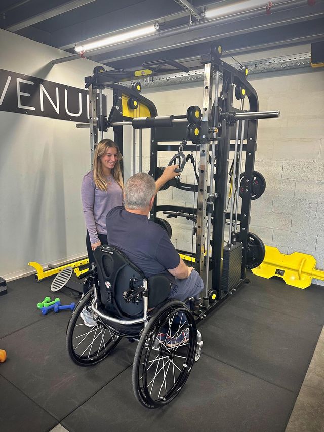 Séance accompagnée d'activité physique adaptée chez Form’Avenue à Eysines