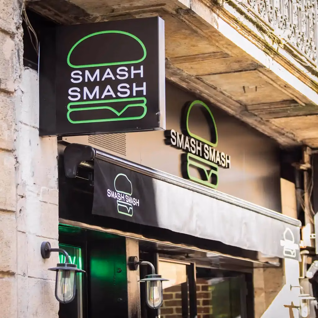 Devanture du restaurant Smash Smash