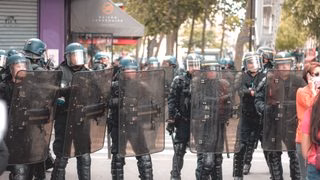 Commerces sinistrés à Bordeaux : une aide nationale annoncée jusqu’à 10 000 euros